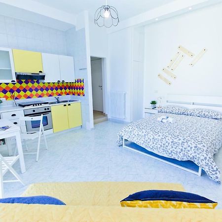 On The Beach Sea-View&Kitchen In Room Salerno Kültér fotó