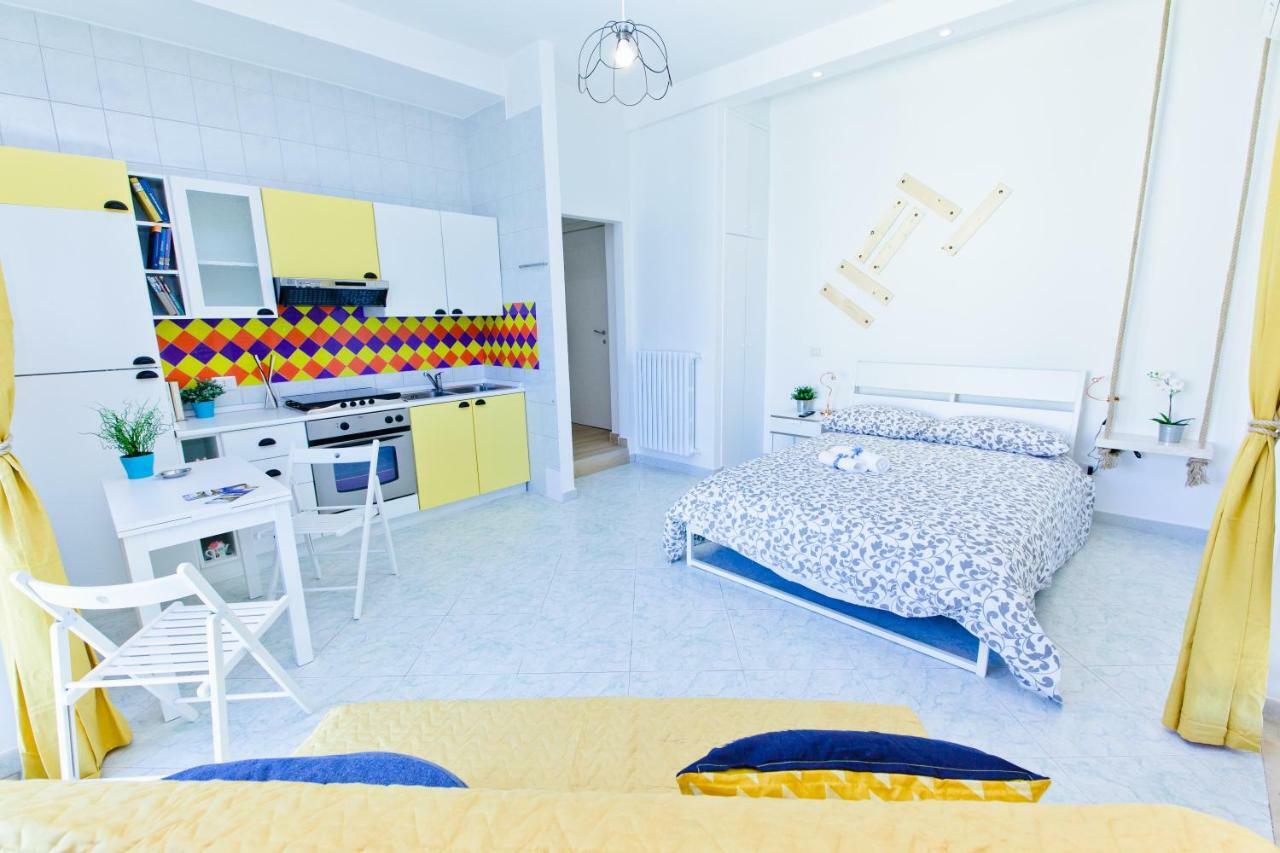 On The Beach Sea-View&Kitchen In Room Salerno Kültér fotó
