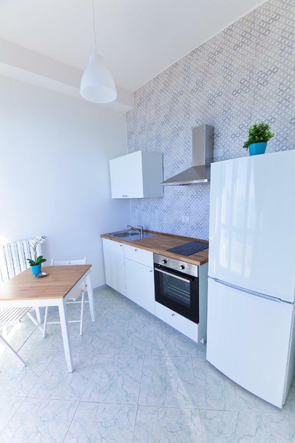 On The Beach Sea-View&Kitchen In Room Salerno Kültér fotó