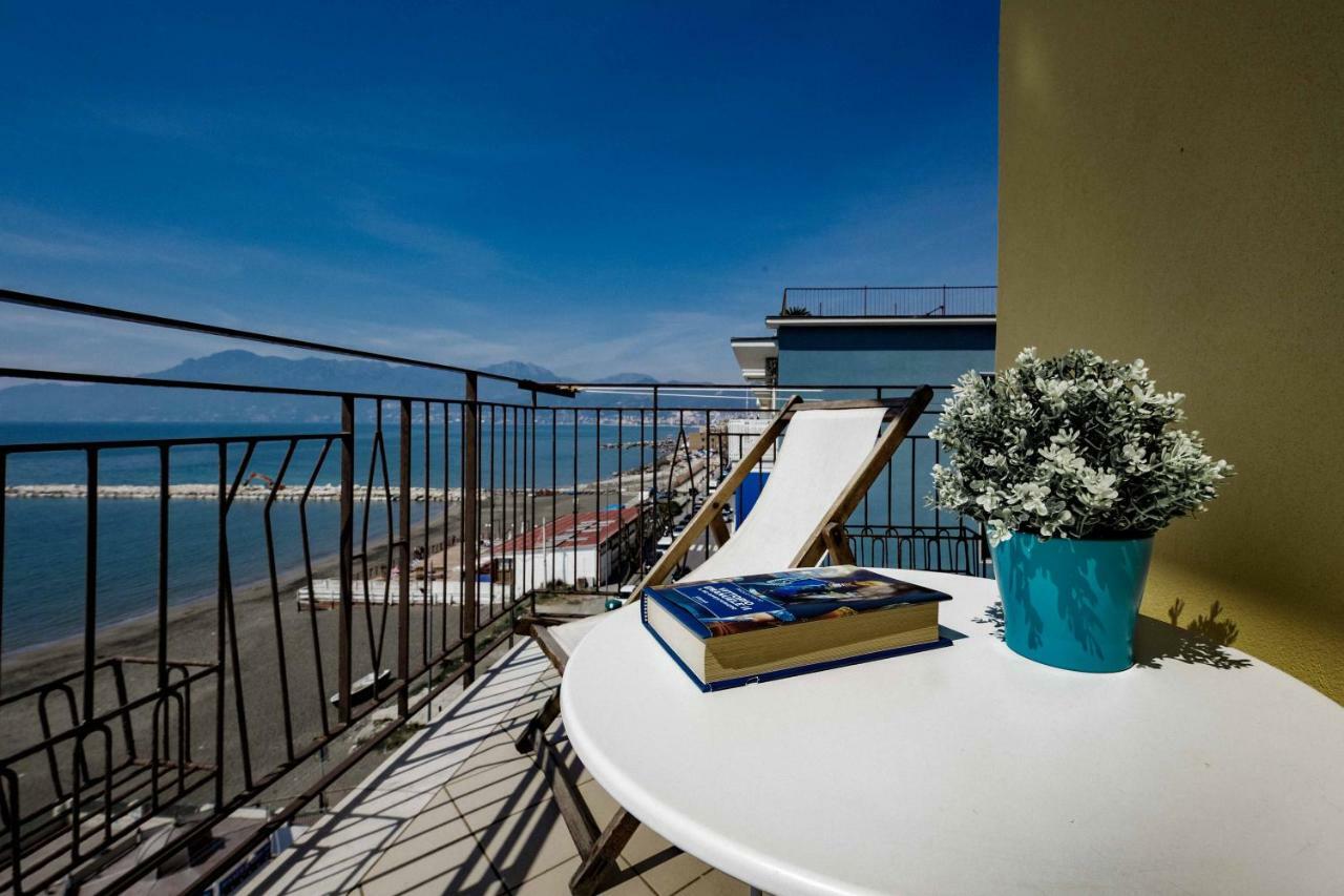 On The Beach Sea-View&Kitchen In Room Salerno Kültér fotó