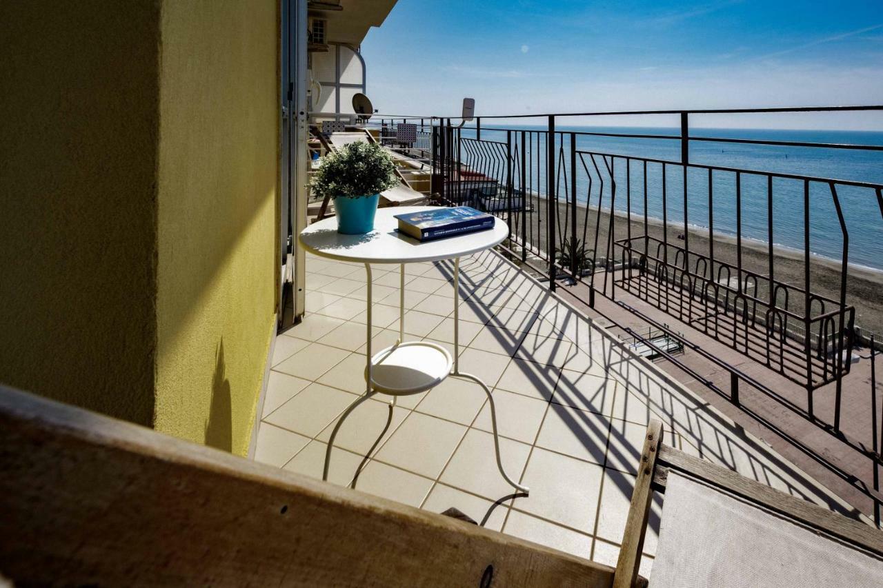 On The Beach Sea-View&Kitchen In Room Salerno Kültér fotó