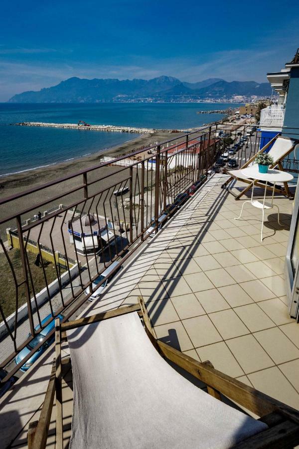 On The Beach Sea-View&Kitchen In Room Salerno Kültér fotó
