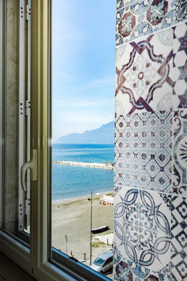 On The Beach Sea-View&Kitchen In Room Salerno Kültér fotó